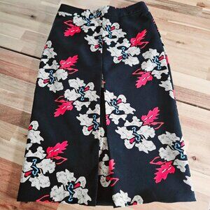 Beautiful Flower Ornament Topshop Skirt Size 4